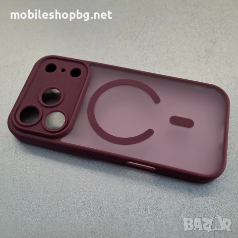 iPhone 17 Pro гръб MagSafe защита на камерите бордо