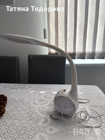 Настолна LED лампа, снимка 4 - Настолни лампи - 52416808