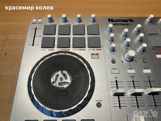  DJ контролер "Numark Mixtrack II", снимка 4 - Ресийвъри, усилватели, смесителни пултове - 52673613