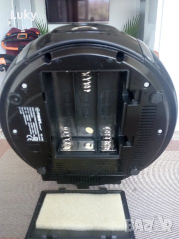 Продавам малка,компактна,настолна,уредба-Радио+CD.Работеща.Австрия., снимка 9 - Аудиосистеми - 42873354