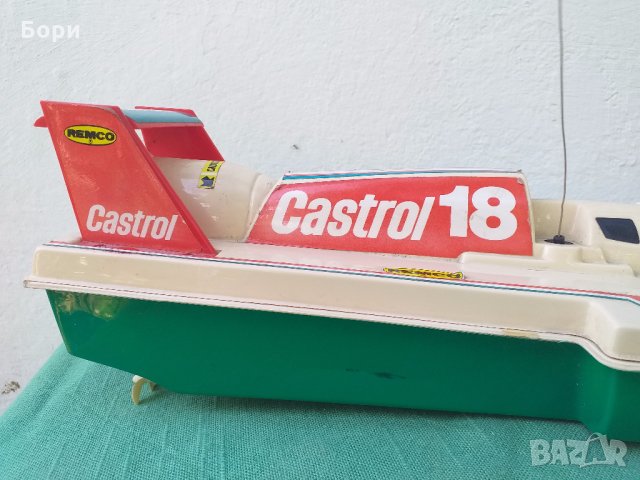 Стара радиоуправляема лодка, снимка 7 - Други ценни предмети - 29151166