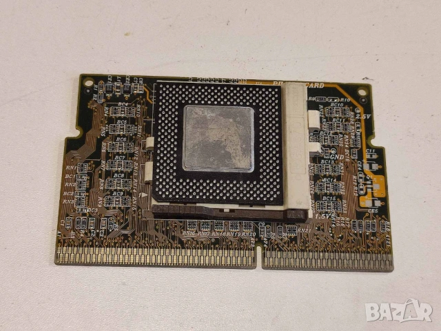 Процесор intel 400Mhz с адаптер платка soket370/slot1