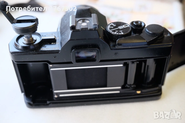 Olympus OM-2 & Olympus Zuiko Auto-T 85MM F2 MC Lens- OM Mount, снимка 7 - Фотоапарати - 53992072