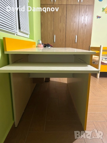 Комплект двуетажно детско легло и бюро., снимка 7 - Мебели за детската стая - 53374111