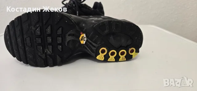 Оригинални маратонки Nike Air Max Plus (известни в сникър културата още като Nike TN или Tuned, снимка 6 - Детски маратонки - 56154199