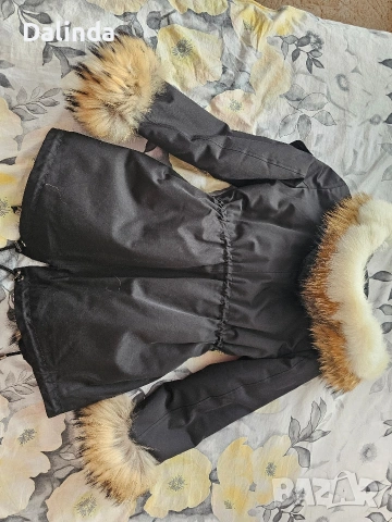 Дамска парка с естествен косъм, снимка 4 - Якета - 53243630