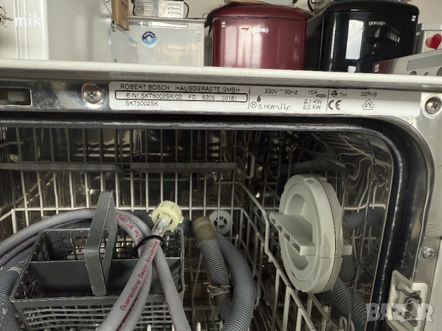 Малка съдомиялна кубче Bosch, снимка 3 - Съдомиялни - 52647079