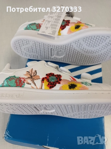 Дамски маратонки Adidas , снимка 5 - Маратонки - 52192170