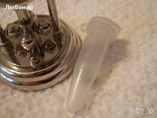 Малък настолен часовник Le Temps, снимка 10 - Антикварни и старинни предмети - 53232377