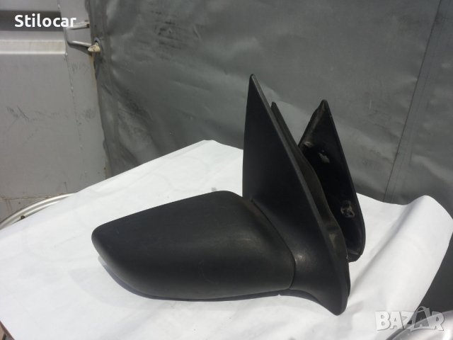 Огледало Ford Eskort 95-98 дясно, снимка 2 - Части - 36475317