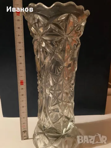 Стъклена ваза, снимка 2 - Вази - 47623673