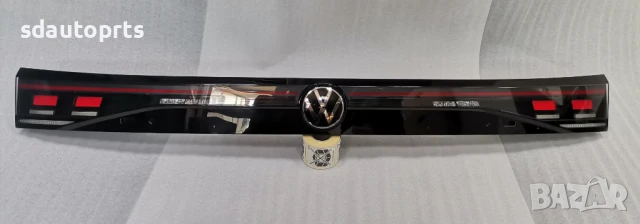 3J0945307 B C Нов Централен IQ Light Стоп VW Passat B9 Variant R Line, снимка 2 - Части - 50779093