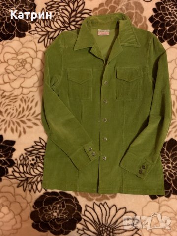 Зелена риза тип яке