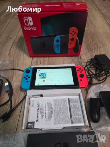 Конзола Nintendo switch + калъф, снимка 2 - Nintendo конзоли - 54295789