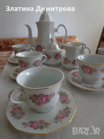 Порцеланов сервиз за кафе с позлатен кант -,,Китка''  Нови Пазар, снимка 3 - Сервизи - 48413320