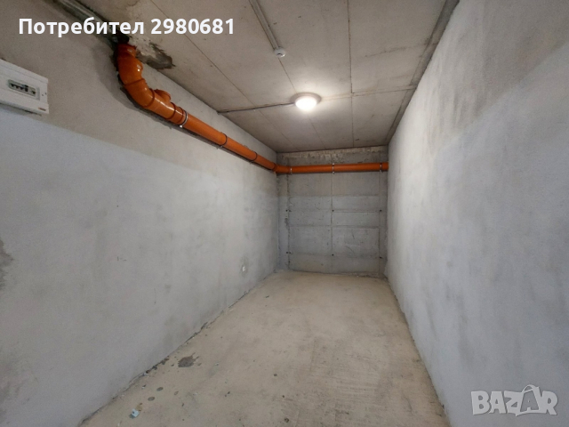 Самостоятелен подземен гараж, снимка 1 - Гаражи и паркоместа - 44548961