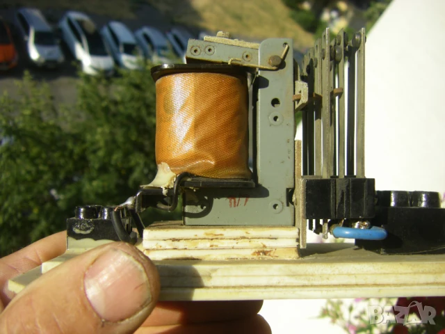 Мощно немско електромагнитно реле с бобина за 220 В и четири контактни групи за по 16А, снимка 6 - Друга електроника - 51084683