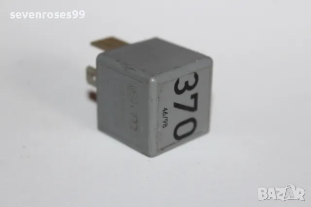 Реле VW Audi 370 8d0951253