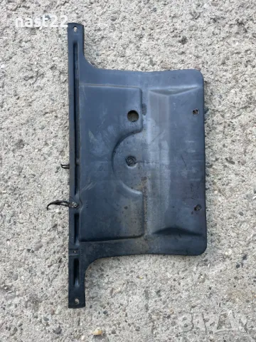 Кора под радиатора Сузуки Самурай, снимка 2 - Части - 50437011