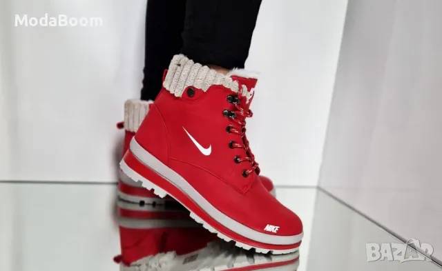 Nike дамски зимни боти различни цветове , снимка 4 - Дамски боти - 48139025