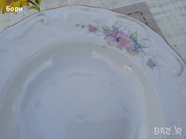 Порцелан български, снимка 2 - Чинии - 36574820