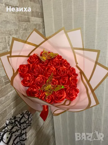 Букет от вечни рози , снимка 2 - Изкуствени цветя - 48077649