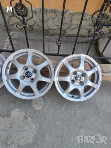 Джанти за Тойота Ярис 15ц, снимка 2 - Гуми и джанти - 53991123