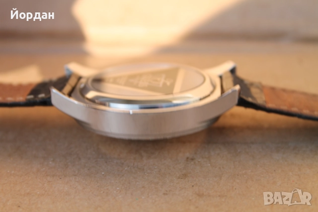 Часовник ''Guess'', снимка 9 - Други - 52539929