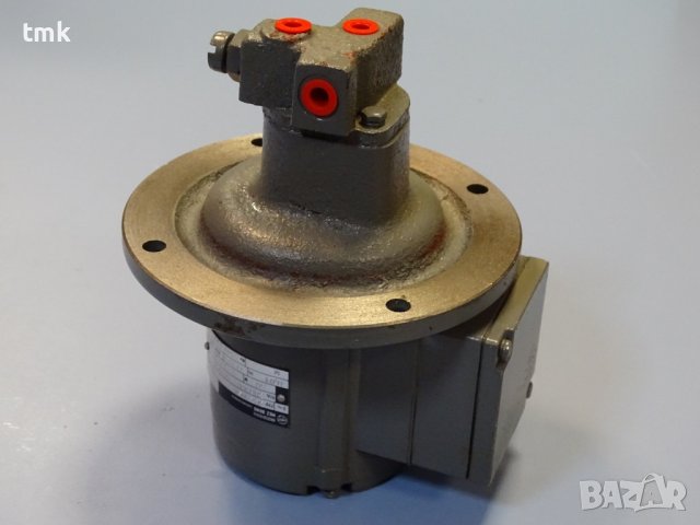 Емулсионна помпа MEZ Brno 3CZA05X 220/380V emulsion pump, снимка 11 - Резервни части за машини - 42889394