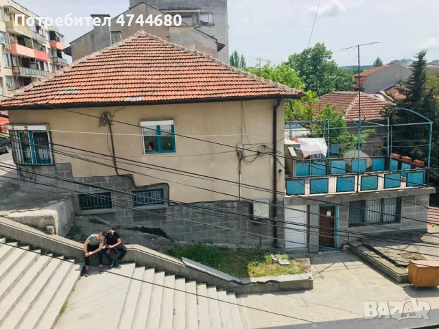 Продавам 7- стайна къща 224 кв. близо до автогарата в гр. Хасково