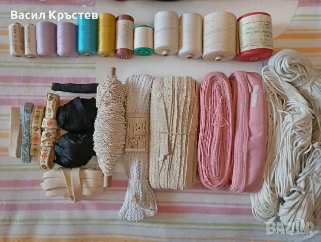 Кинкалерия 30 вида, Рапиди-капси, Макари, обущарски полирани, копринени за бродерия, зиг-заг гайтан, снимка 2 - Други стоки за дома - 49700737