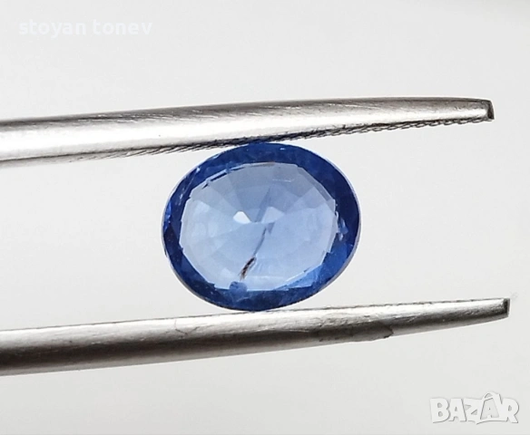  Красив ярък цейлонски сапфир с метличинено син цвят 1,28 карата! Сертификат!, снимка 6 - Други - 54197285