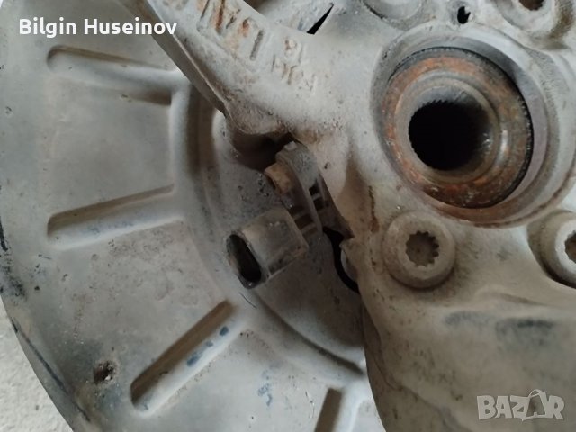 ШЕНКЕЛ ГЛАВИНА+огледален диск  десен ЗА VOLKSWAGEN GOLF 5 1.9TDI-2005 г, снимка 2 - Части - 40165287