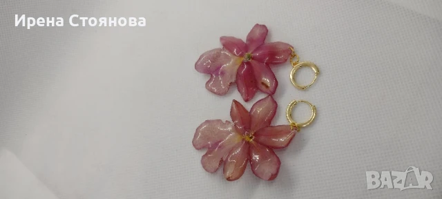 Обеци с естествен цвят на мини орхидея Miltonia. Цветче с размери 5/4,5 см. , снимка 8 - Обеци - 51090714