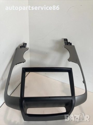 Централна Конзола декоративна лайсна за KIA Carnival 2.9 CRDi (2006–2012) 847404D050