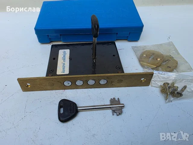 Секретна брава от старите, снимка 8 - Заключващи механизми, брави и катинари - 56378076