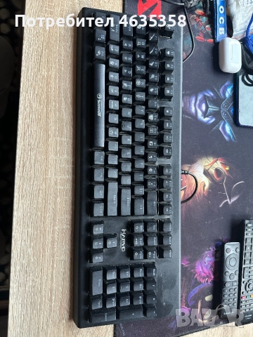 Продавам механична клавиатура с подсветки ,,марво”Сини сличове