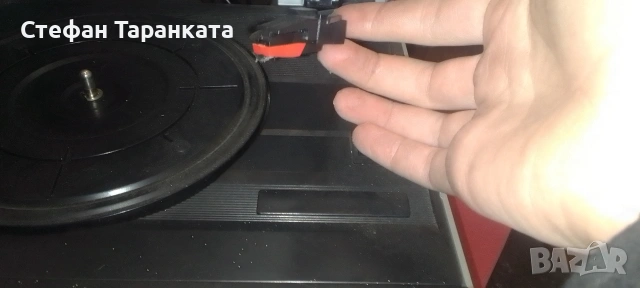 грамофон със радио тунер усилвател и вградени говорители в него и юезби, снимка 5 - Аудиосистеми - 54071319