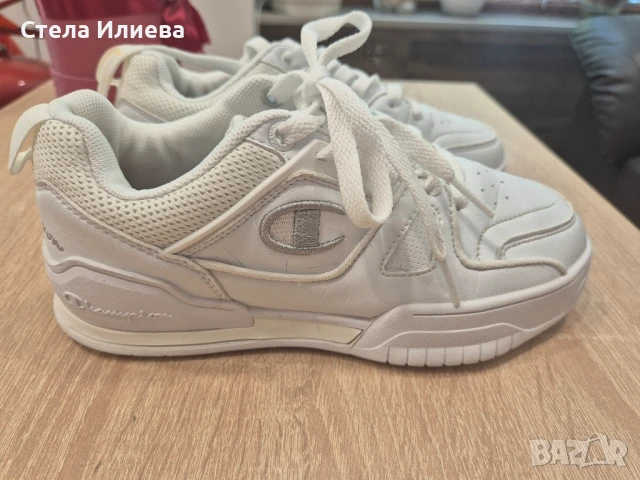 Дамски маратонки Champion 36 номер, снимка 2 - Маратонки - 50683548