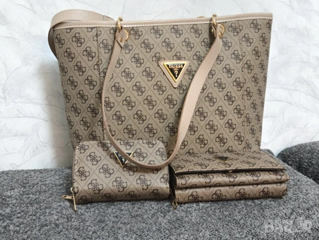 Дамски чанти Guess, снимка 2 - Чанти - 52885815