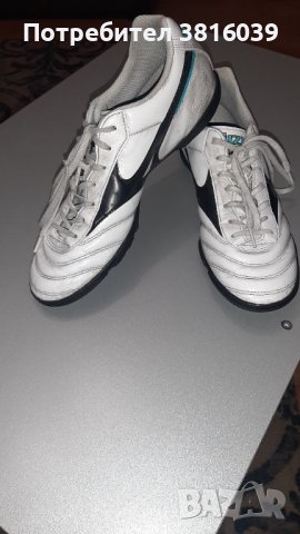 Футболни стоножки Mizuno EU-42, снимка 4 - Футбол - 44227665
