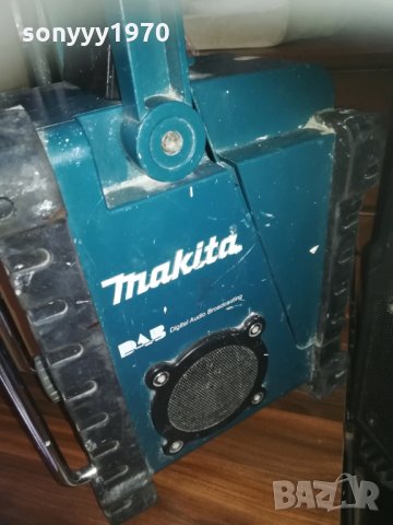 makita profi radio с зарядно и батерия-внос англия, снимка 3 - Радиокасетофони, транзистори - 29894648