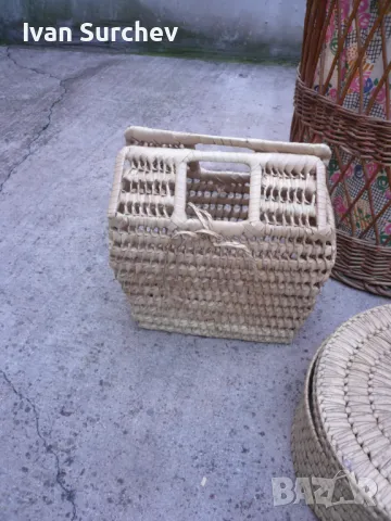 ЛОТ ПЛЕТЕНИ КОШОВЕ , ПАНЕРИ ,ЧАНТА И ДРУГИ, снимка 4 - Други ценни предмети - 47297009