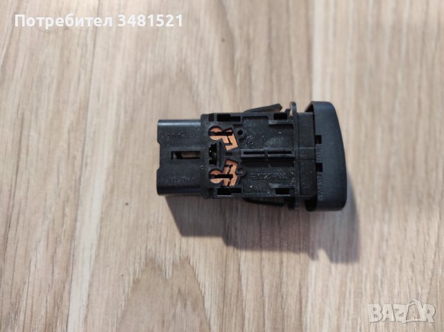 Бутон аварийни светлини за Mazda 626, снимка 2 - Части - 38205057