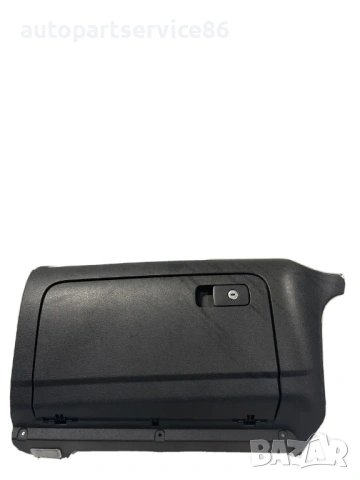 Барче за ръкавици черно за Volkswagen Scirocco (2008) 1K2857290 