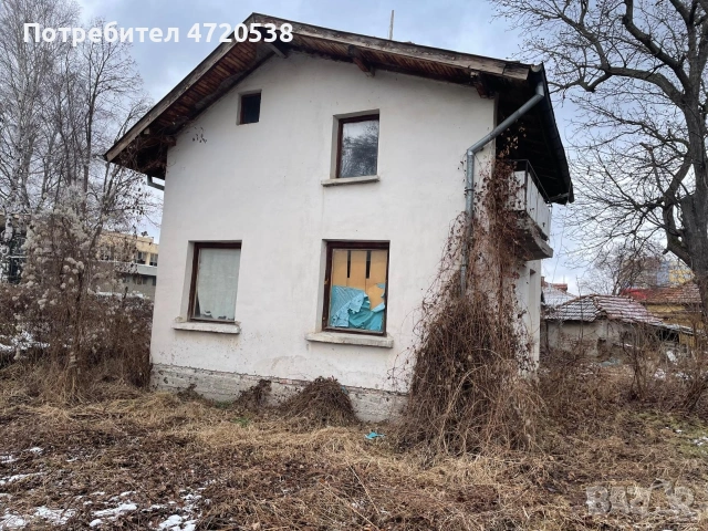 Къща гр.Брезник, снимка 4 - Къщи - 53949735