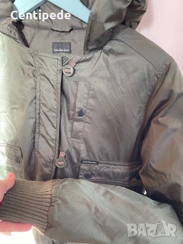 Оригинално кроп яке с пух Calvin Klein, снимка 8 - Якета - 35348218