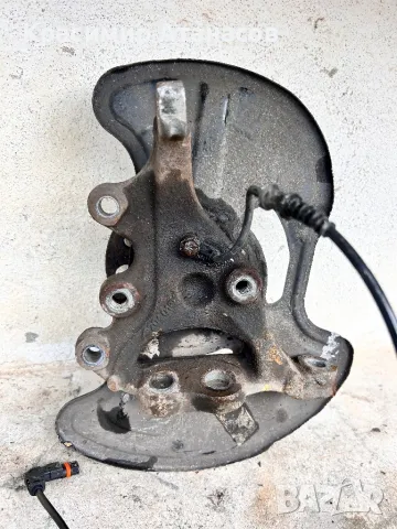 Шенкел главина преден ляв  за Мерцедес ц-класа w204. 2.2 Cdi. 170кс. 2012г, снимка 2 - Части - 49858281