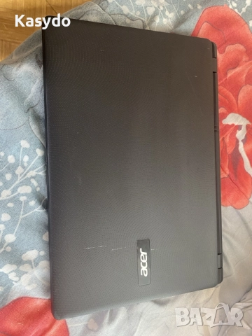лаптоп и зарядно Acer ES1, снимка 3 - Лаптопи за дома - 56071392
