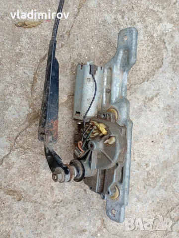 Мотор за задна чистачка 